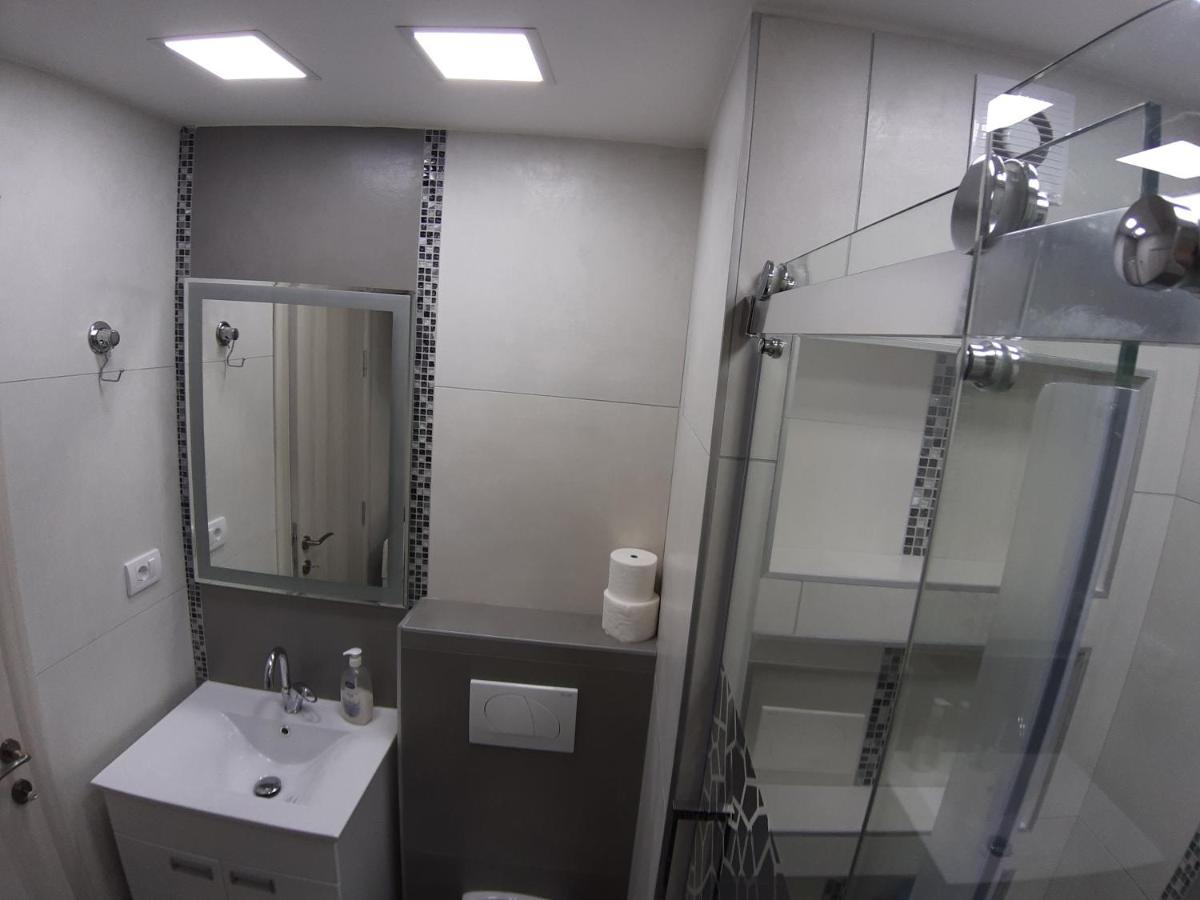 Apartament Danube Blue 2 Belgrad Zewnętrze zdjęcie